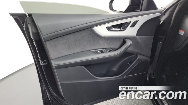 Audi Q8 (4M) 55 TFSI Quattro Premium 2025 — фото 24