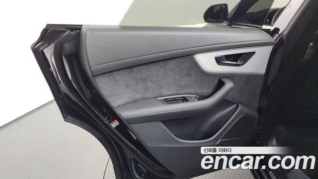 Audi Q8 (4M) 55 TFSI Quattro Premium 2025 — фото 25