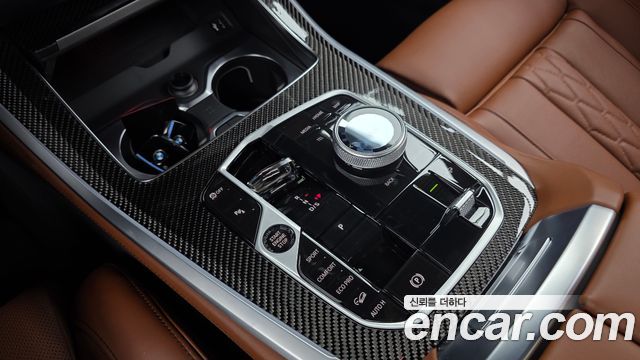 BMW X5 (G05) M60i 2025 — фото 9