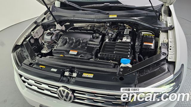 Volkswagen Tiguan (II) 2.0 TDI Prestige 2020 — фото 6