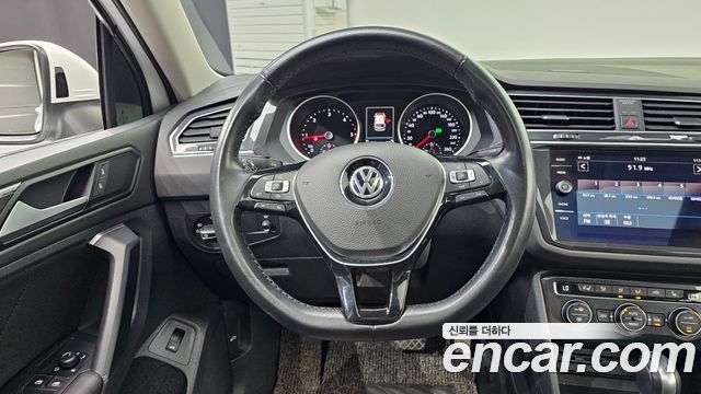 Volkswagen Tiguan (II) 2.0 TDI Prestige 2020 — фото 13