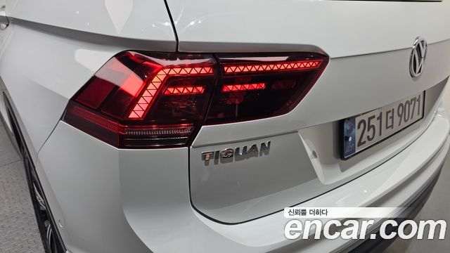 Volkswagen Tiguan (II) 2.0 TDI Prestige 2020 — фото 23