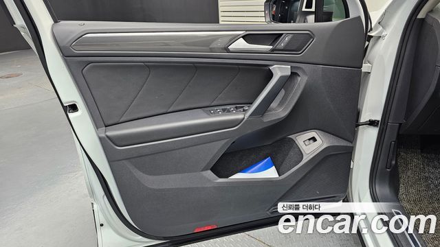 Volkswagen Tiguan (II) 2.0 TDI Prestige 2020 — фото 24
