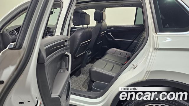 Volkswagen Tiguan (II) 2.0 TDI Prestige 2020 — фото 26