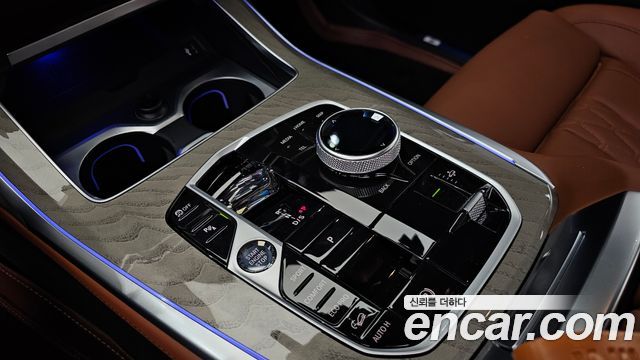 BMW X7 (G07) xDrive 40i Design Pure Excellence 6-Seater 2024 — фото 9