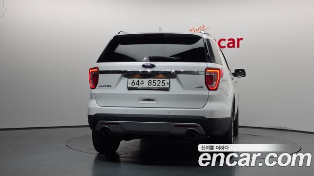 Ford Explorer 2.3 Limited 4WD 5th 2017 — фото 4