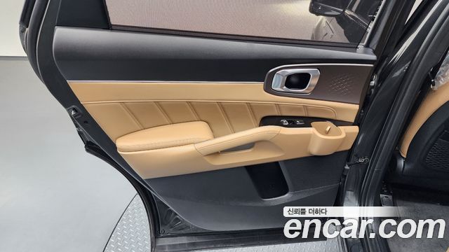 Kia Sorento (IV) Gasoline 2.5T 2WD Noblesse 2025 — фото 25