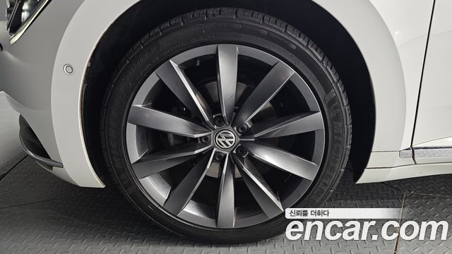 Volkswagen Arteon 2.0 TDI Presige 4Motion 2020 — фото 5