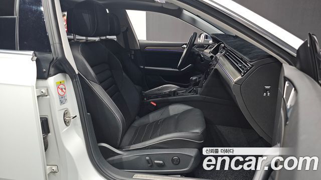 Volkswagen Arteon 2.0 TDI Presige 4Motion 2020 — фото 10
