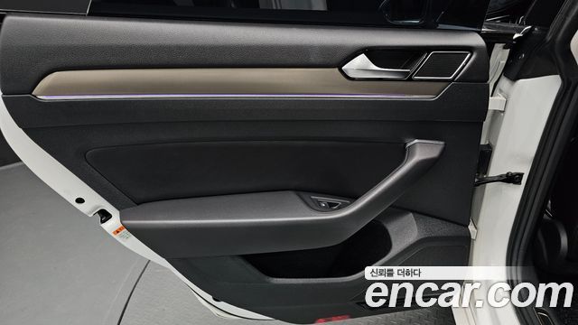 Volkswagen Arteon 2.0 TDI Presige 4Motion 2020 — фото 25