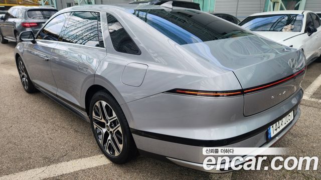 Hyundai Grandeur (GN7) 2,5 Gasoline 2WD Exclusive 2023 — фото 2