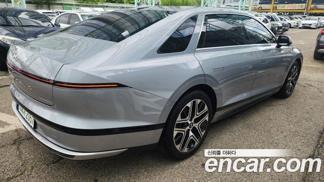 Hyundai Grandeur (GN7) 2,5 Gasoline 2WD Exclusive 2023 — фото 5