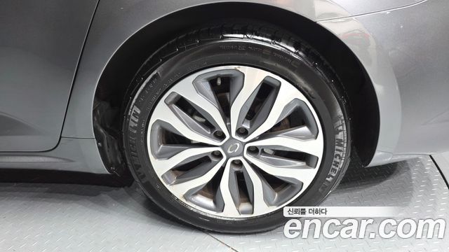 Renault Korea SM6 2.0 GDe LE 2016 — фото 21