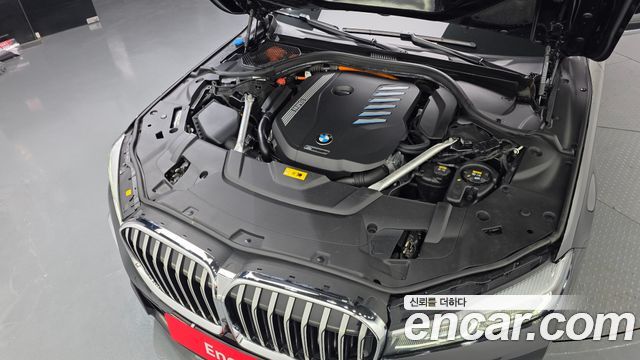 BMW 7 Series (G11) 745e iPerformance M Sport 2021 — фото 6