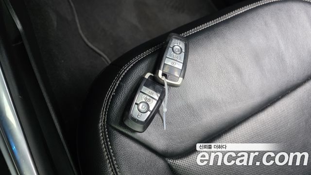 Ford Explorer (VI) 3.0 PHEV 2020 — фото 14
