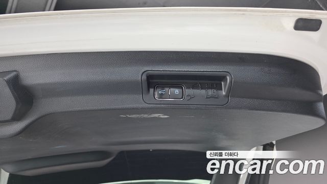 Ford Explorer (VI) 3.0 PHEV 2020 — фото 16