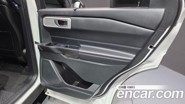 Ford Explorer (VI) 3.0 PHEV 2020 — фото 25
