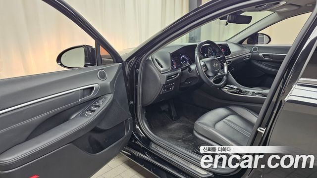 Hyundai Sonata (DN8) 2.0 Premium Plus 2022 — фото 10