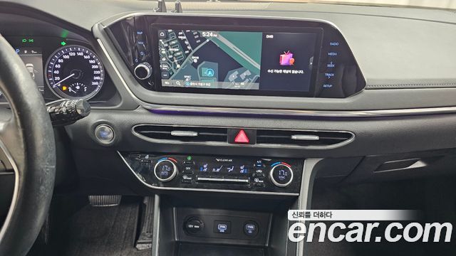 Hyundai Sonata (DN8) 2.0 Premium Plus 2022 — фото 12