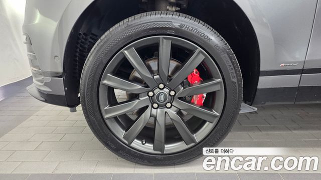 Land Rover Range Rover Velar 3.0 D300 R-Dynamic SE 2018 — фото 5
