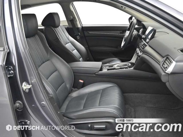 Honda Accord (X) 2.0 Turbo Sport 2018 — фото 10