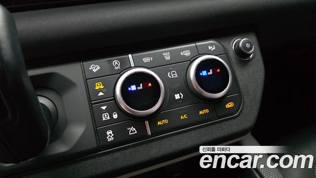 Land Rover Defender (L663) 110 P300 X-Dynamic SE 2022 — фото 19