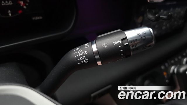 Land Rover Defender (L663) 110 P300 X-Dynamic SE 2022 — фото 20