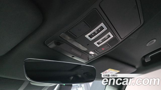 Land Rover Defender (L663) 110 P300 X-Dynamic SE 2022 — фото 30