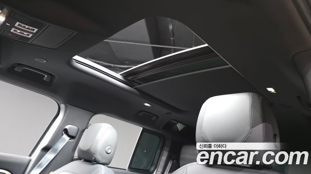 Land Rover Defender (L663) 110 P300 X-Dynamic SE 2022 — фото 31