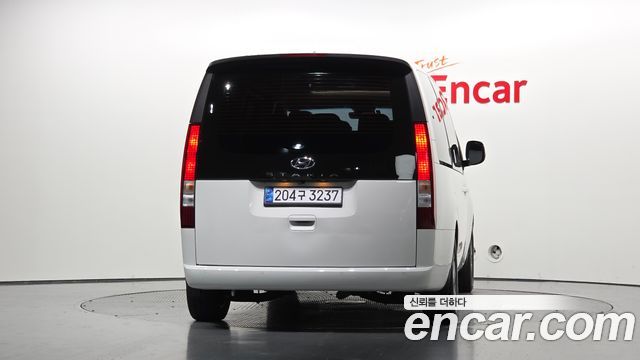 Hyundai Staria L3.5 Tourer 9-Seater Modern 2022 — фото 4