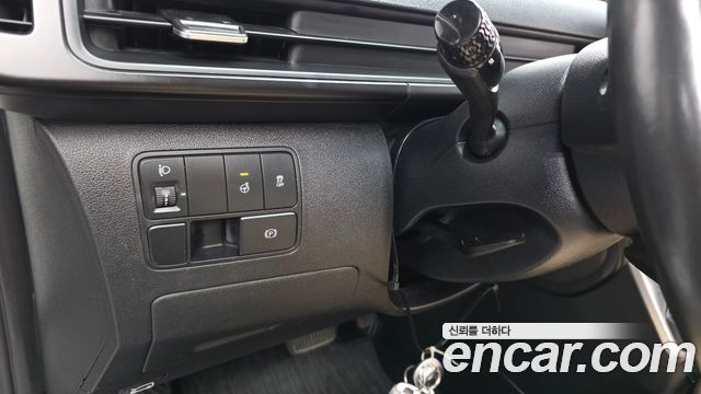 Hyundai Staria L3.5 Tourer 9-Seater Modern 2022 — фото 17