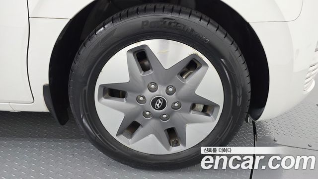 Hyundai Staria L3.5 Tourer 9-Seater Modern 2022 — фото 21
