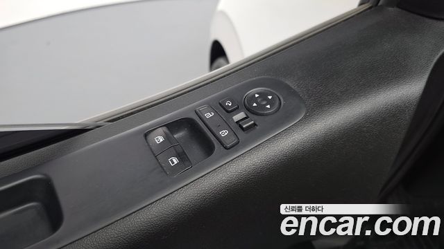 Hyundai Staria L3.5 Tourer 9-Seater Modern 2022 — фото 31