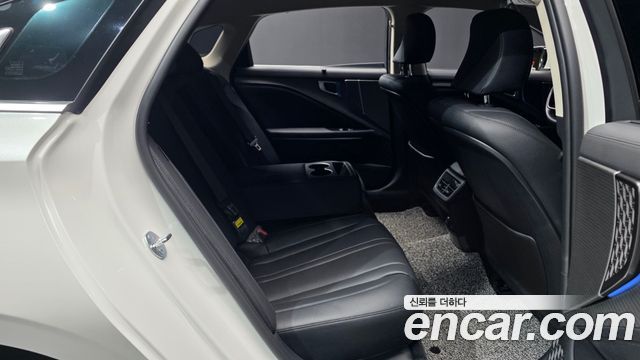 Kia K8 2.5 Gasoline 2WD Noblesse 2026 — фото 12