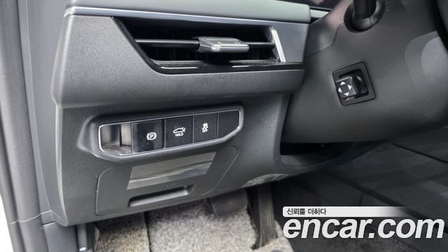 Kia K8 2.5 Gasoline 2WD Noblesse 2026 — фото 17