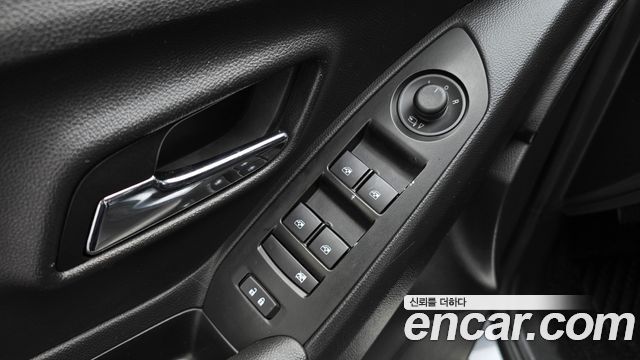 Chevrolet Trax 1.4 Premier 2020 — фото 17