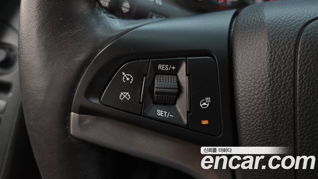 Chevrolet Trax 1.4 Premier 2020 — фото 18