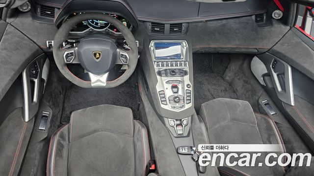 Lamborghini Aventador LP700-4 Roadster Pirelli Edition 2016 — фото 7