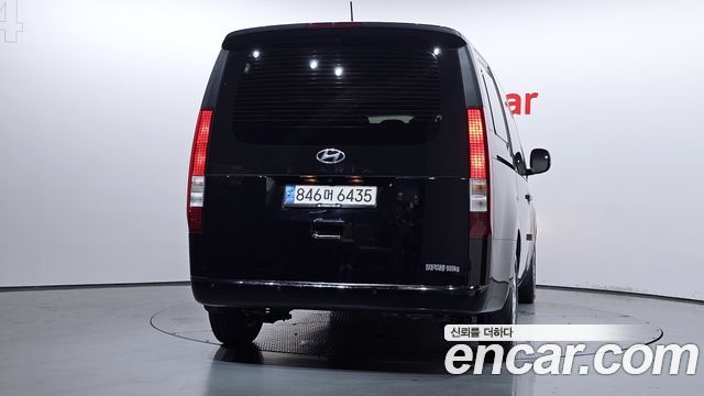 Hyundai Staria Cargo 5-Seater Modern 2022 — фото 4