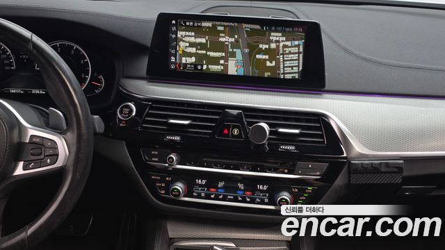 BMW 5 Series (G30) 520d M Sport Package Plus 2018 — фото 15