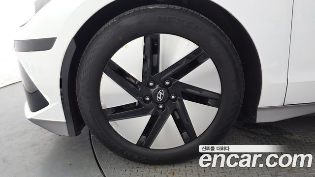 Hyundai Ioniq 6 Long Range Exclusive 2023 — фото 5
