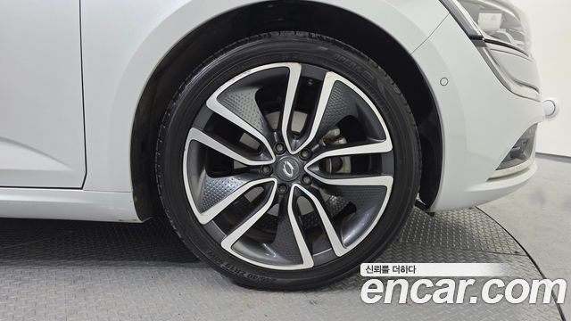 Renault Korea SM6 1.6 TCe RE 2017 — фото 21