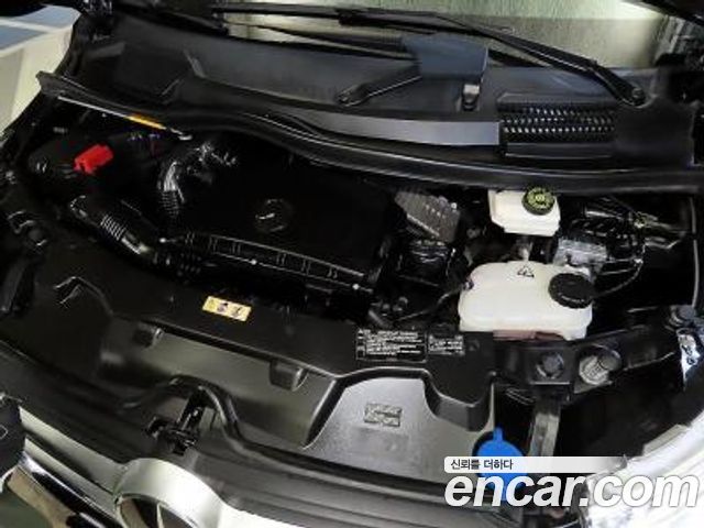 Mercedes-Benz V-Class 2.0 W447 2020 — фото 23