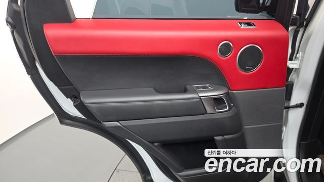 Land Rover Range Rover Sport (II) 3.0 SDV6 HSE Dynamic 2019 — фото 31