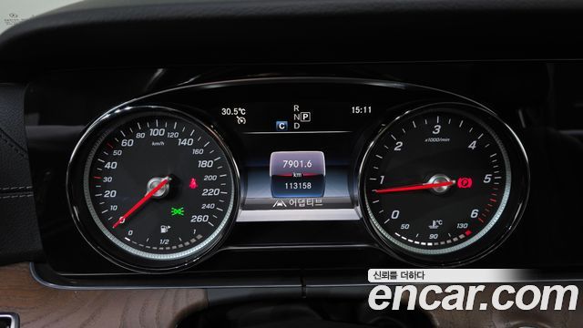 Mercedes-Benz E-Class (W213) E220d Exclusive 2019 — фото 8