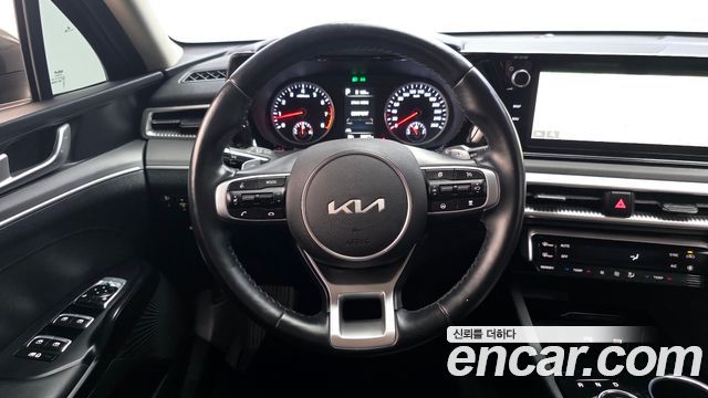 Kia K5 (III) 2.0 Prestige 2022 — фото 13