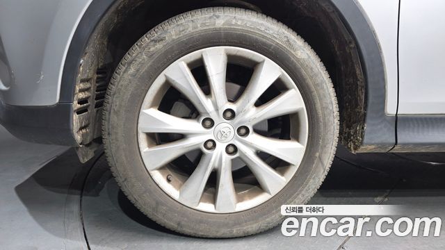 Toyota RAV4 2.5 2WD 4th 2015 — фото 5