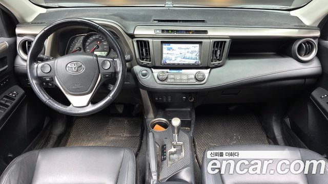 Toyota RAV4 2.5 2WD 4th 2015 — фото 7