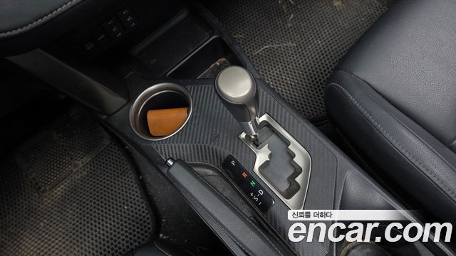 Toyota RAV4 2.5 2WD 4th 2015 — фото 9