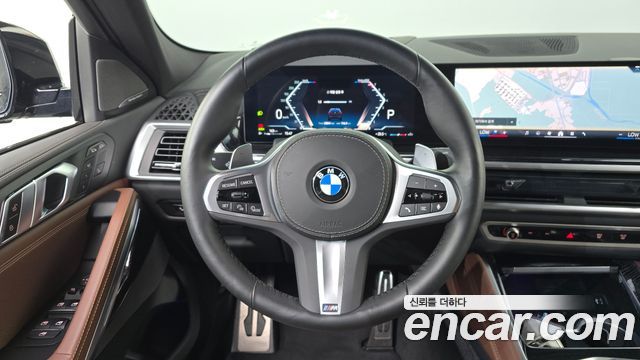 BMW X6 (G06) xDrive40i M Sport 2024 — фото 13